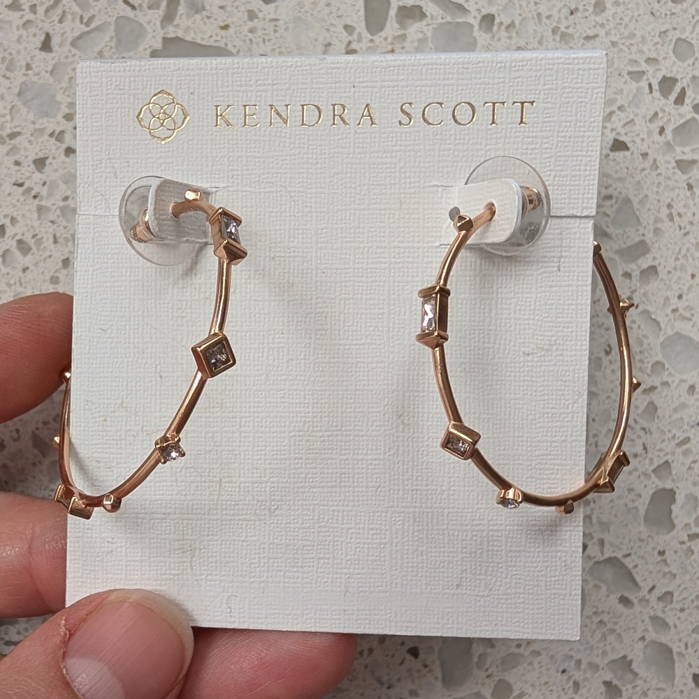 Kendra Scott Rhoan Rose Gold Hoop Earrings - Picture 5 of 5
